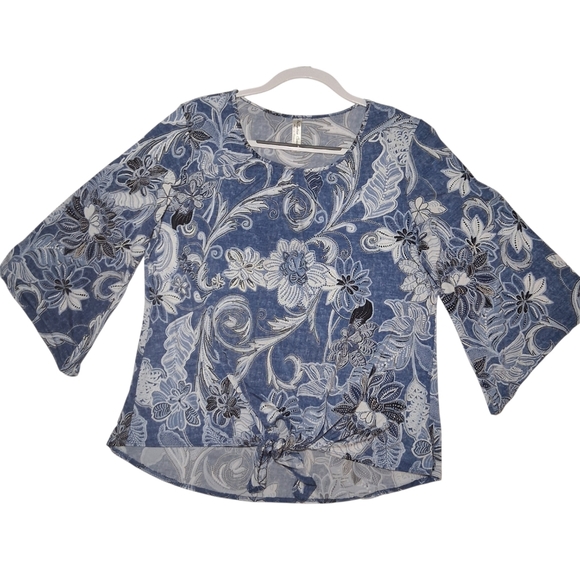 EUC PerSeption Concept Sz. XL Blue/White Bell Shaped Half Sleeve Blouse - Picture 2 of 11